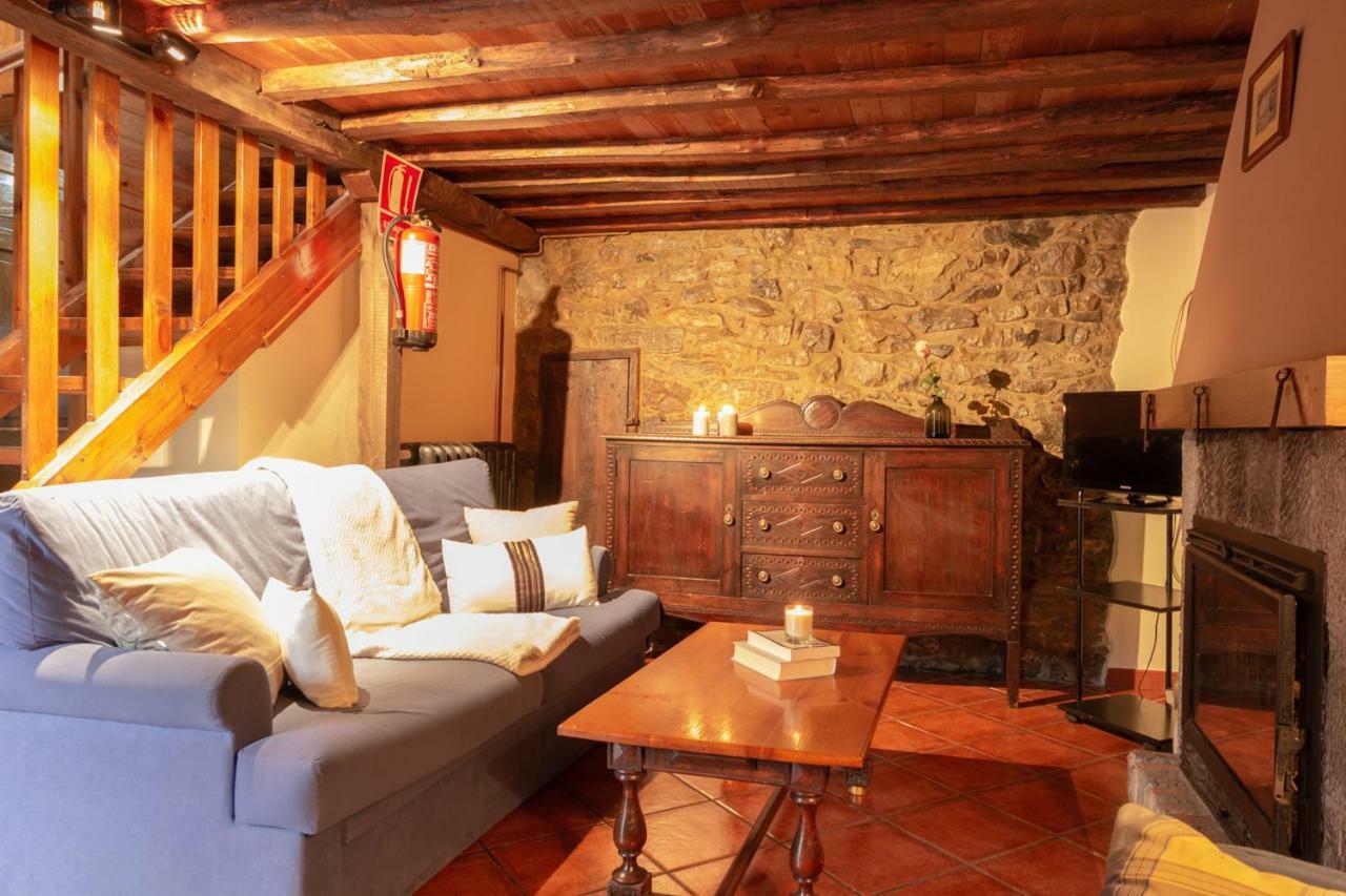 Casa Delfina Guest House Pravia Bagian luar foto