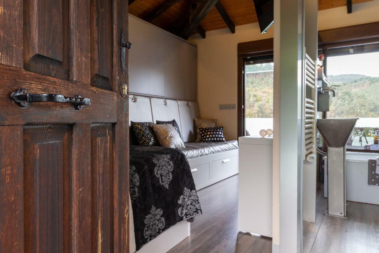 Casa Delfina Guest House Pravia Bagian luar foto